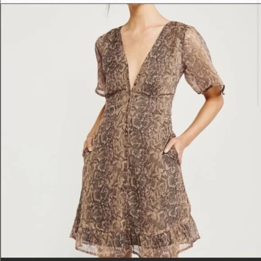 Abercrombie & Fitch Women’s Snake Skin Print Button-Up Mini Dress Size S
